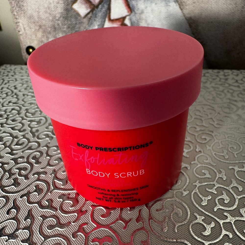 Body Prescriptions Rose Hip Body Care w/Body Scrub, Body Butter & Headband New - Picture 5 of 6